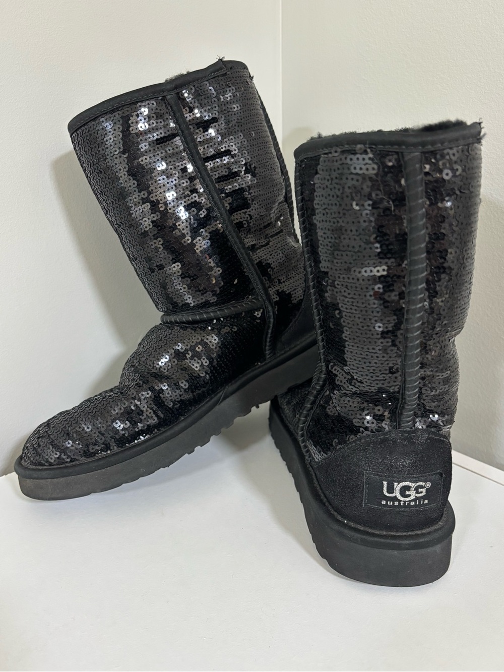 UGG Black Sequin Classic Short Boots Y2K McBling Sparkle Size 7